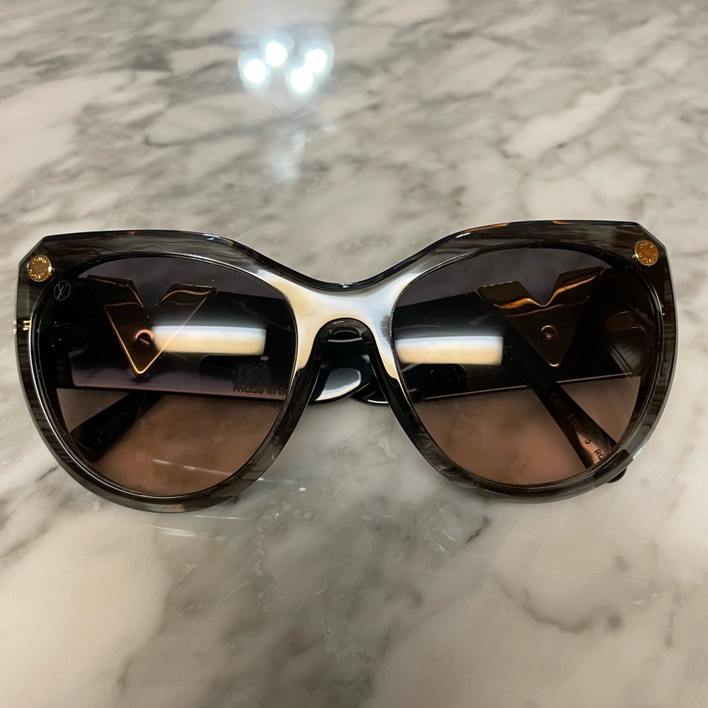 Louis Vuitton Acetate My Fair Lady Sunglasses Z1254W Black